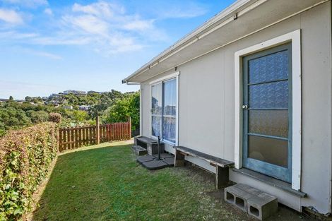 Photo of property in 10 Parris Street, Moturoa, New Plymouth, 4310