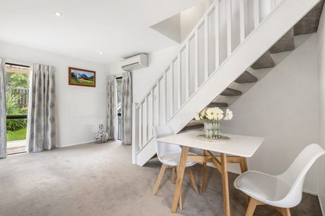 Photo of property in 2/38 Gatman Street, Birkdale, Auckland, 0626