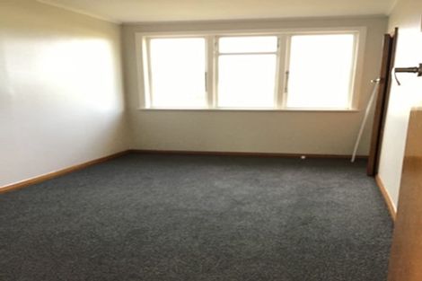 Photo of property in 6 Holland Crescent, Bulls, 4818