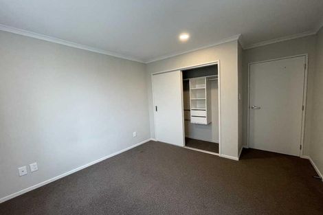 Photo of property in 23 Warbler Crescent, Papakura, 2110