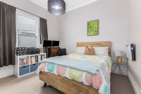 Photo of property in 60 Stanley Street, Berhampore, Wellington, 6023