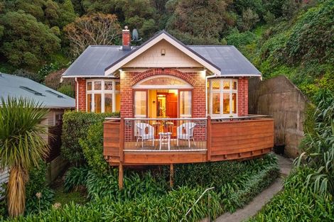 Photo of property in 450 Evans Bay Parade, Hataitai, Wellington, 6021