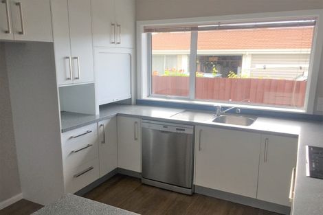 Photo of property in 4 Grahams Road, Ilam, Christchurch, 8041