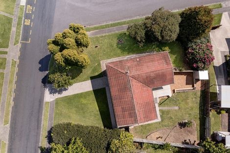 Photo of property in 20 Arawata Avenue, Welcome Bay, Tauranga, 3112