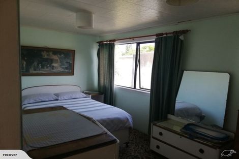 Photo of property in 23 Orere Point Road, Orere Point, Papakura, 2585