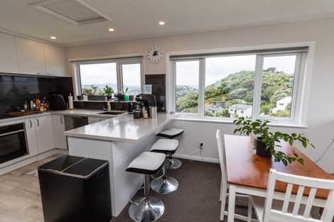 Photo of property in 8 Bowes Crescent, Strathmore Park, Wellington, 6022