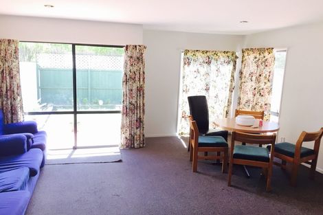 Photo of property in 2/36 Packe Street, Edgeware, Christchurch, 8013