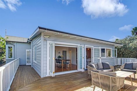 Photo of property in 60 Wiseley Road, Hobsonville, Auckland, 0618