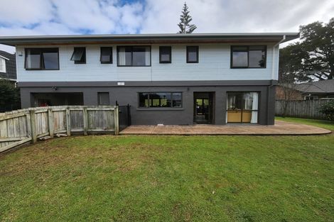 Photo of property in 12 The Glade South, Pukekohe, 2120