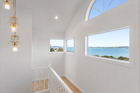 Photo of property in 6 Puriri Place, Sandspit, Warkworth, 0982