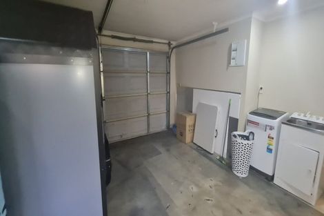 Photo of property in 38 Carrick Glen Avenue, Flat Bush, Auckland, 2019