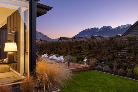 Photo of property in 6 Fife Court, Jacks Point, Queenstown, 9371