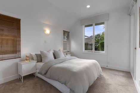 Photo of property in 34 Edgars Road, Westmere, Auckland, 1022