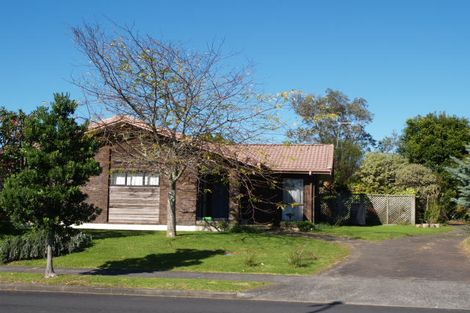 Photo of property in 30 Orangewood Drive, Northpark, Auckland, 2013