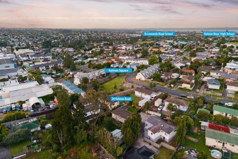 Photo of property in 34 Kelman Road, Kelston, Auckland, 0602