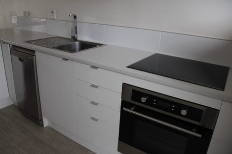 Photo of property in 3/10 Courtenay Street, St Albans, Christchurch, 8014