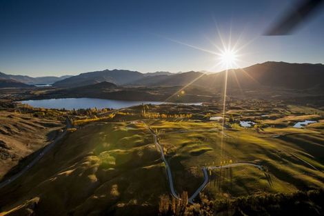 Photo of property in 10 Bendemeer Lane, Lake Hayes, Queenstown, 9371