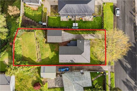 Photo of property in 15 Splitt Avenue, Glenview, Hamilton, 3206