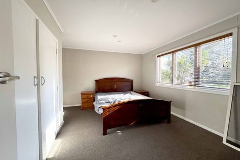 Photo of property in 64 Patons Road, Howick, Auckland, 2014