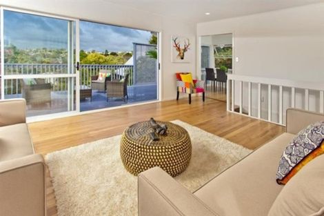 Photo of property in 1/93 Target Road, Totara Vale, Auckland, 0629