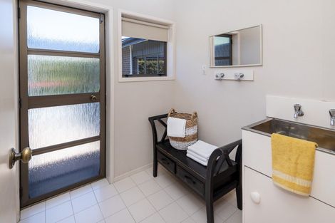 Photo of property in 5 Falstaff Place, Half Moon Bay, Auckland, 2012