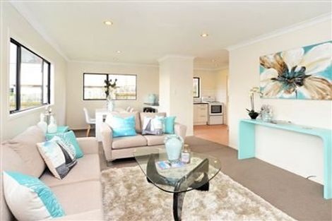 Photo of property in 2/9 Danube Lane, Glen Eden, Auckland, 0602