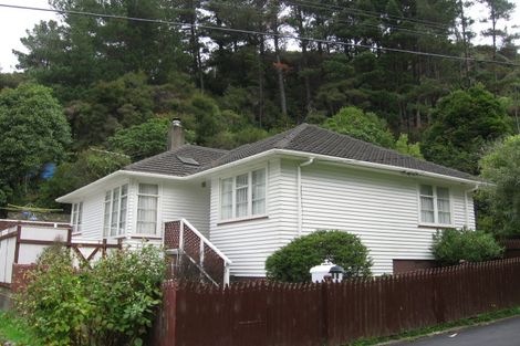 Photo of property in 55 Bird Grove, Stokes Valley, Lower Hutt, 5019