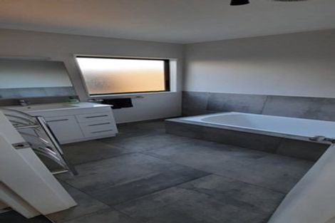 Photo of property in 36 Tomin Road, Glenview, Hamilton, 3206