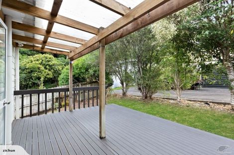 Photo of property in 1/22 Fernlea Rise, Bayview, Auckland, 0629