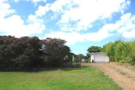 Photo of property in 3 Trig Hill Road, Onetangi, Waiheke Island, 1081
