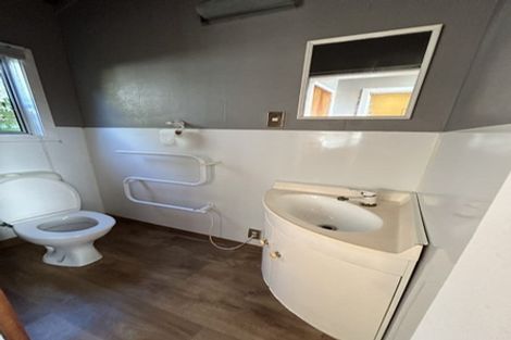 Photo of property in 223 Woodlands Park Road, Titirangi, Auckland, 0604