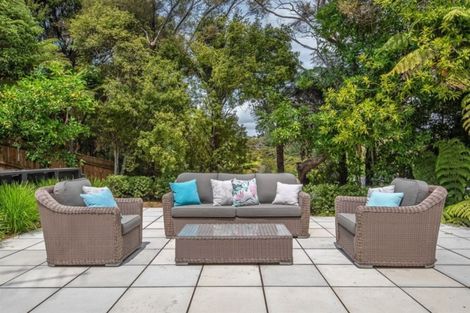 Photo of property in 98 Park Hill Road, Birkenhead, Auckland, 0626