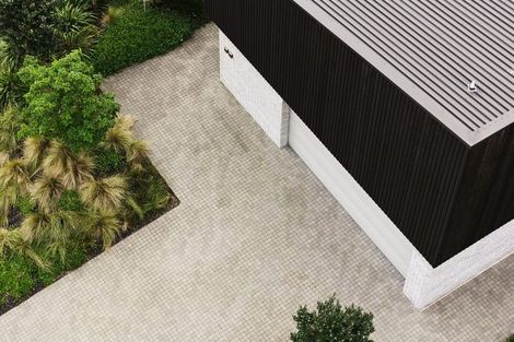 Photo of property in 65 Pitau Road, Mount Maunganui, 3116