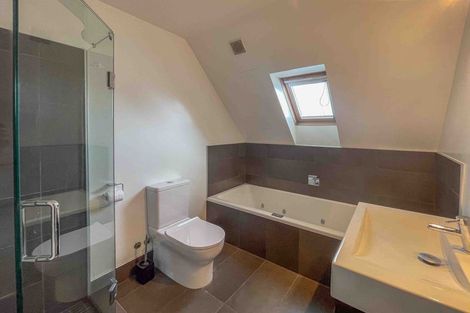 Photo of property in 88 Brockworth Place, Riccarton, Christchurch, 8011