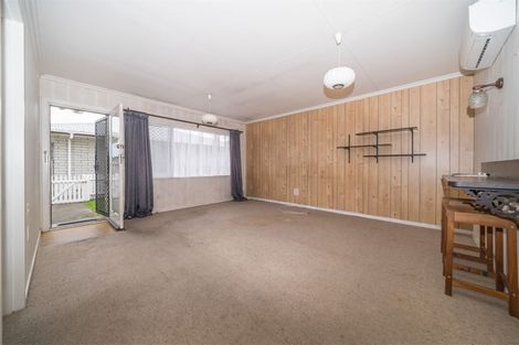 Photo of property in 13 South Street, West End, Palmerston North, 4410