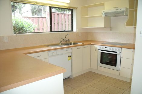 Photo of property in 2/1 Bramley Drive, Farm Cove, Auckland, 2012