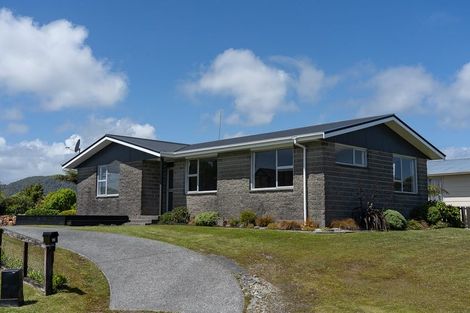 Photo of property in 42 Arnott Heights, Greymouth, 7805