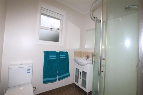 Photo of property in 64b Colwill Road, Massey, Auckland, 0614