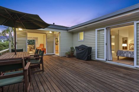 Photo of property in 9 Oban Road, Browns Bay, Auckland, 0630