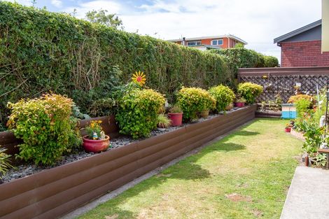 Photo of property in 4/13 Chilman Street, Strandon, New Plymouth, 4312