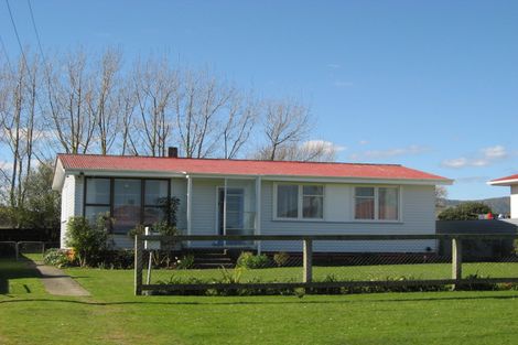 Photo of property in 81 Grey Street, Shannon, 4821