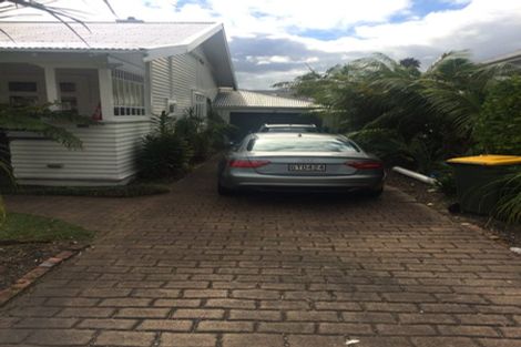 Photo of property in 130 Calliope Road, Stanley Point, Auckland, 0624