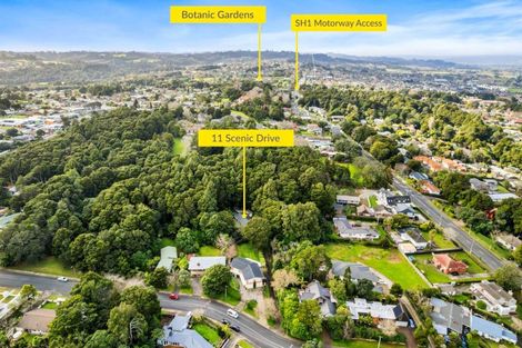 Photo of property in 11 Scenic Drive, Hillpark, Auckland, 2102