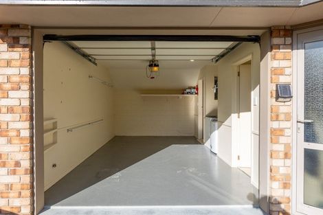 Photo of property in 21 Taupata Street, Redcliffs, Christchurch, 8081