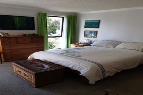 Photo of property in 20 Broadway, Picton, 7220