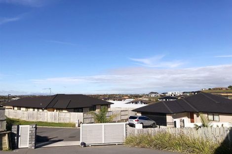 Photo of property in 11 Castleton Way, Flagstaff, Hamilton, 3210