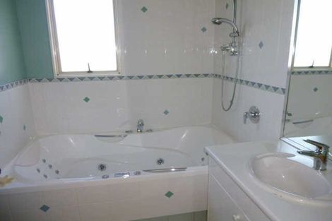 Photo of property in 51 Celia Street, Redcliffs, Christchurch, 8081