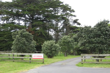 Photo of property in 12 Joyce Adams Place, Waimauku, 0883