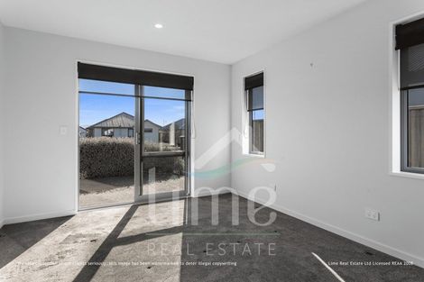 Photo of property in 26 Whakatipu Street, Pegasus, 7612