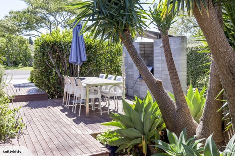 Photo of property in 3 Michelle Lane, Hahei, Whitianga, 3591